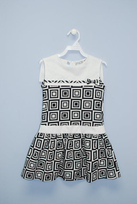 Sleeveless Black/White Cubic Print Sailor Dress